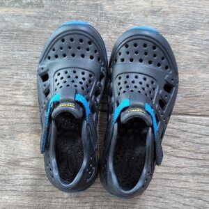 Merrell Kids Black and Blue Water Shoes